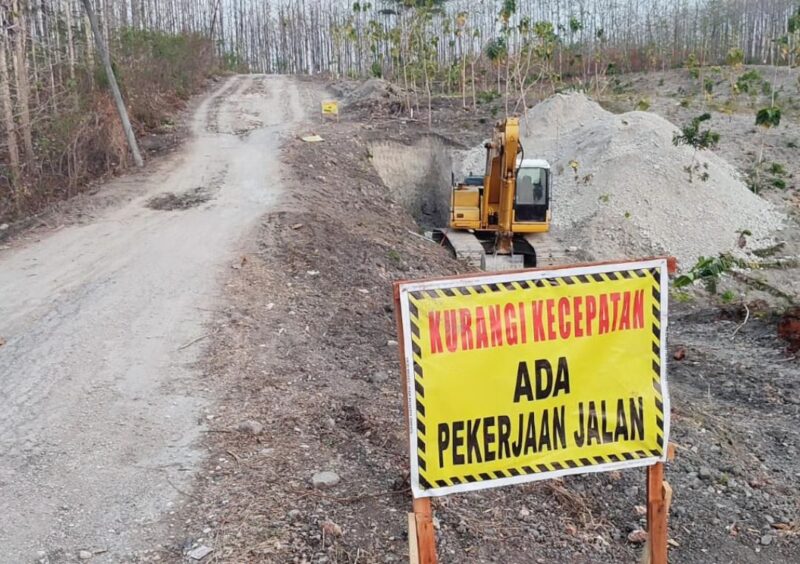 DIBANGUN: Jalan tembus penghubung Kabupaten Blora, Jawa Tengah ke Kabupaten Ngawi, Jawa Timur lewat Randublatung-Getas segera dibangun.