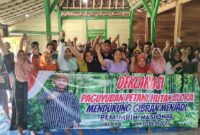 DEKLARASI: Ratusan petani hutan di Wilayah Kabupaten Blora deklarasi mendukung Gibran Rakabuming Raka menjadi Calon Presiden dan Wakil Presiden tahun 2024 di Desa Buloh, Kecamatan Kunduran, Kabupaten Blora, Minggu (15/10)