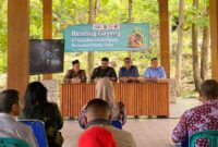 Rembug Gayeng: PT Gendhis Multi Manis Todanan,Blora, Jawa Tengah Bersama para petani saat rembug Gayeng belum lama ini.