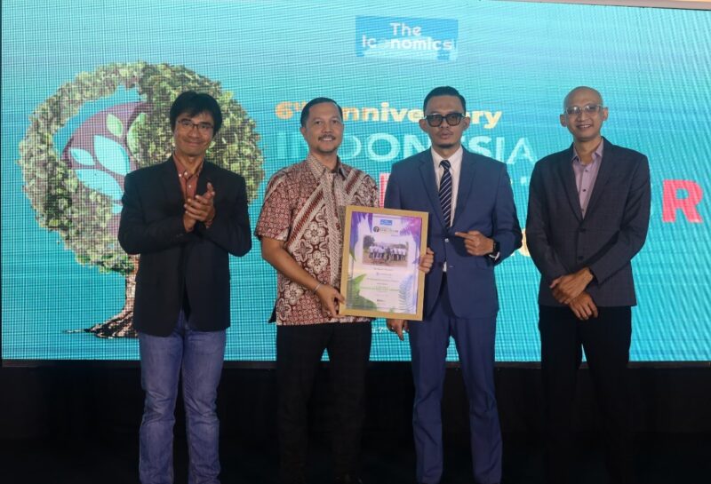 BANGGA: CSR FIFGROUP menerima penghargaan sebagai 6th Indonesia CSR Awards 2024: Indonesia Best CSR in Finance Sector 2024, Selasa, 07 Mei 2024, yang berlokasi di Hotel Borobudur, Jakarta.