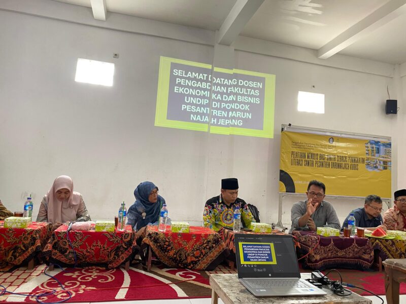 KERJASAMA: Pelatihan digital marketing kepada santri Pondok Pesantren Darunnajah Jepang, Kudus, Jawa Tengah.