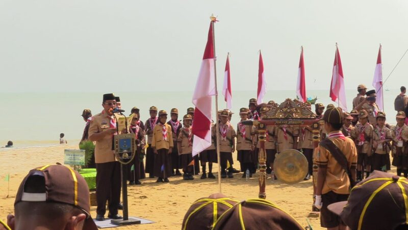 PESTA SIAGA: Pantai Karangjahe, Desa Punjulharjo, Rembang, menjadi saksi kegembiraan ratusan anggota pramuka pada Sabtu (25/5/2025) saat Pesta Siaga tingkat Jawa Tengah Regional 1 berlangsung. 